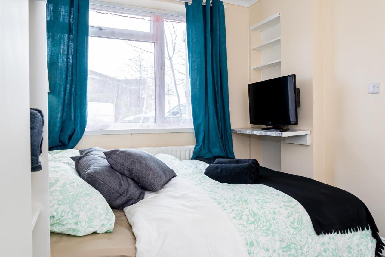 Shirley House 3, Guest House, Self Catering, Self Check In With Smart Locks, Use Of Fully Equipped Kitchen, Close To City Centre, Ideal For Longer Stays, Walking Distance To Bat, 20 Min Drive To Fawley Refinery, Excellent Transport Links Southampton Zewnętrze zdjęcie
