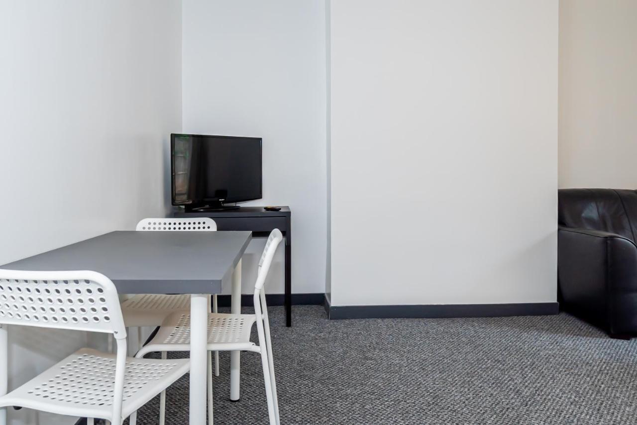 Shirley House 3, Guest House, Self Catering, Self Check In With Smart Locks, Use Of Fully Equipped Kitchen, Close To City Centre, Ideal For Longer Stays, Walking Distance To Bat, 20 Min Drive To Fawley Refinery, Excellent Transport Links Southampton Zewnętrze zdjęcie