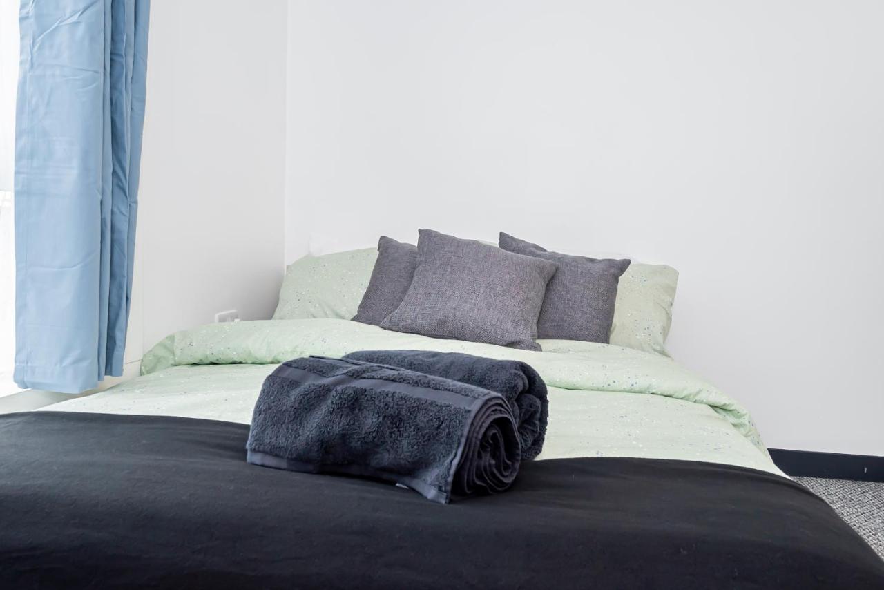 Shirley House 3, Guest House, Self Catering, Self Check In With Smart Locks, Use Of Fully Equipped Kitchen, Close To City Centre, Ideal For Longer Stays, Walking Distance To Bat, 20 Min Drive To Fawley Refinery, Excellent Transport Links Southampton Zewnętrze zdjęcie
