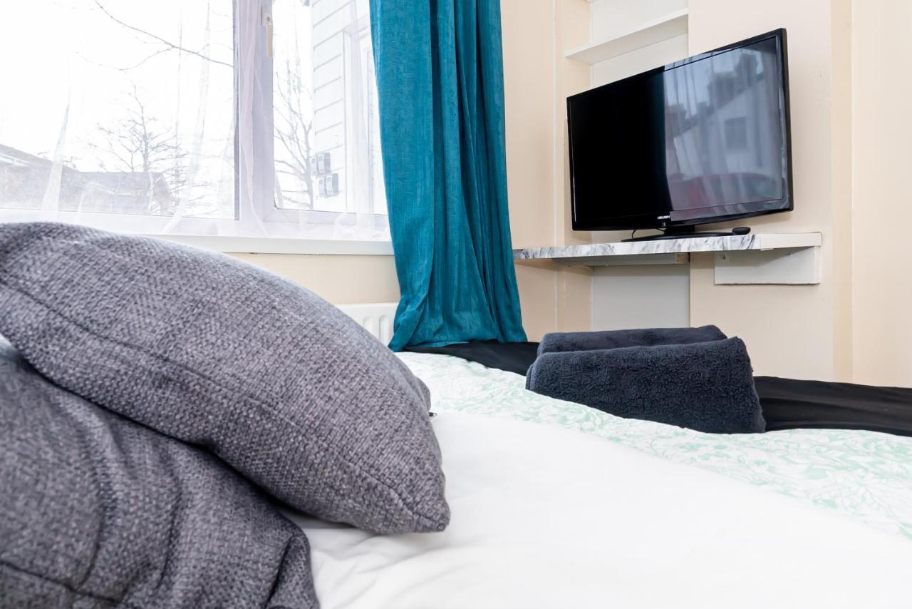 Shirley House 3, Guest House, Self Catering, Self Check In With Smart Locks, Use Of Fully Equipped Kitchen, Close To City Centre, Ideal For Longer Stays, Walking Distance To Bat, 20 Min Drive To Fawley Refinery, Excellent Transport Links Southampton Zewnętrze zdjęcie