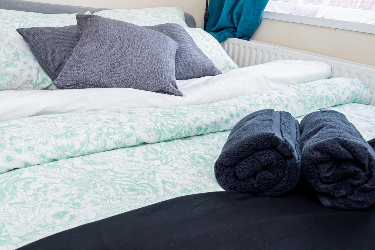 Shirley House 3, Guest House, Self Catering, Self Check In With Smart Locks, Use Of Fully Equipped Kitchen, Close To City Centre, Ideal For Longer Stays, Walking Distance To Bat, 20 Min Drive To Fawley Refinery, Excellent Transport Links Southampton Zewnętrze zdjęcie